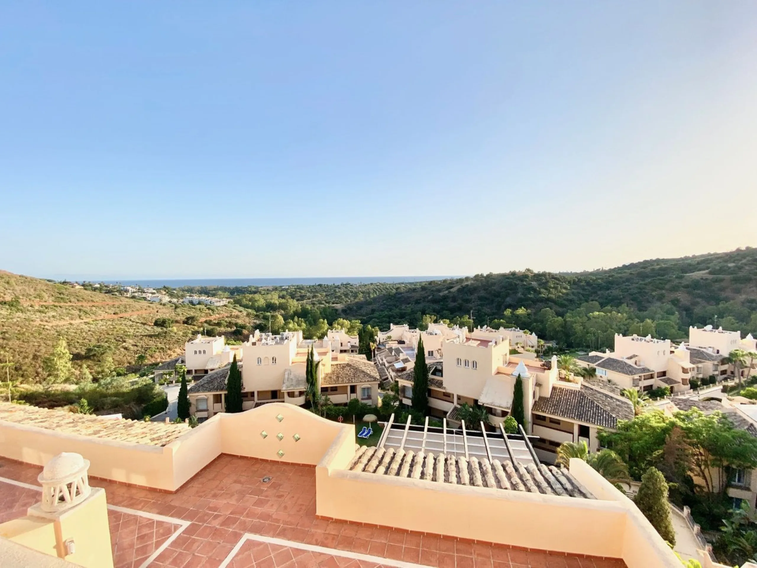 Large Duplex Penthouse in Elviria, Marbella.