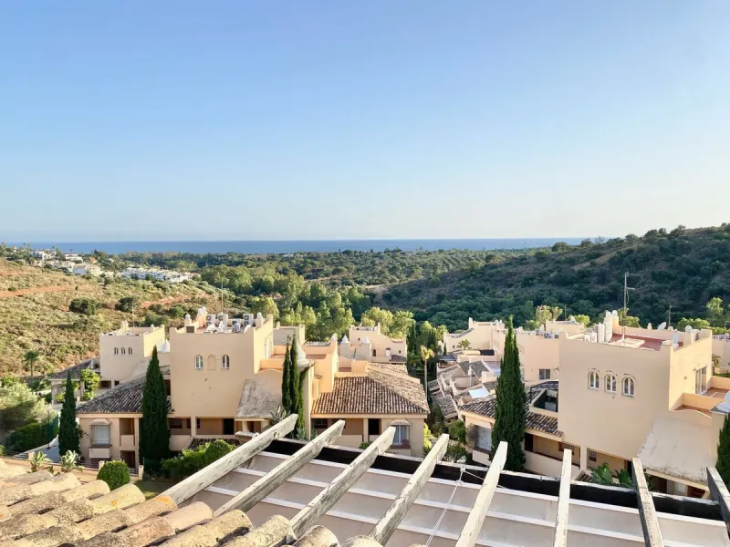 Large Duplex Penthouse in Elviria, Marbella.