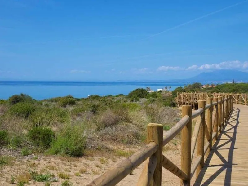 Charming Villa for Sale – Artola, Cabopino (Marbella)