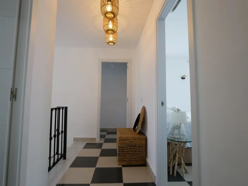 Charming Villa for Sale – Artola, Cabopino (Marbella)