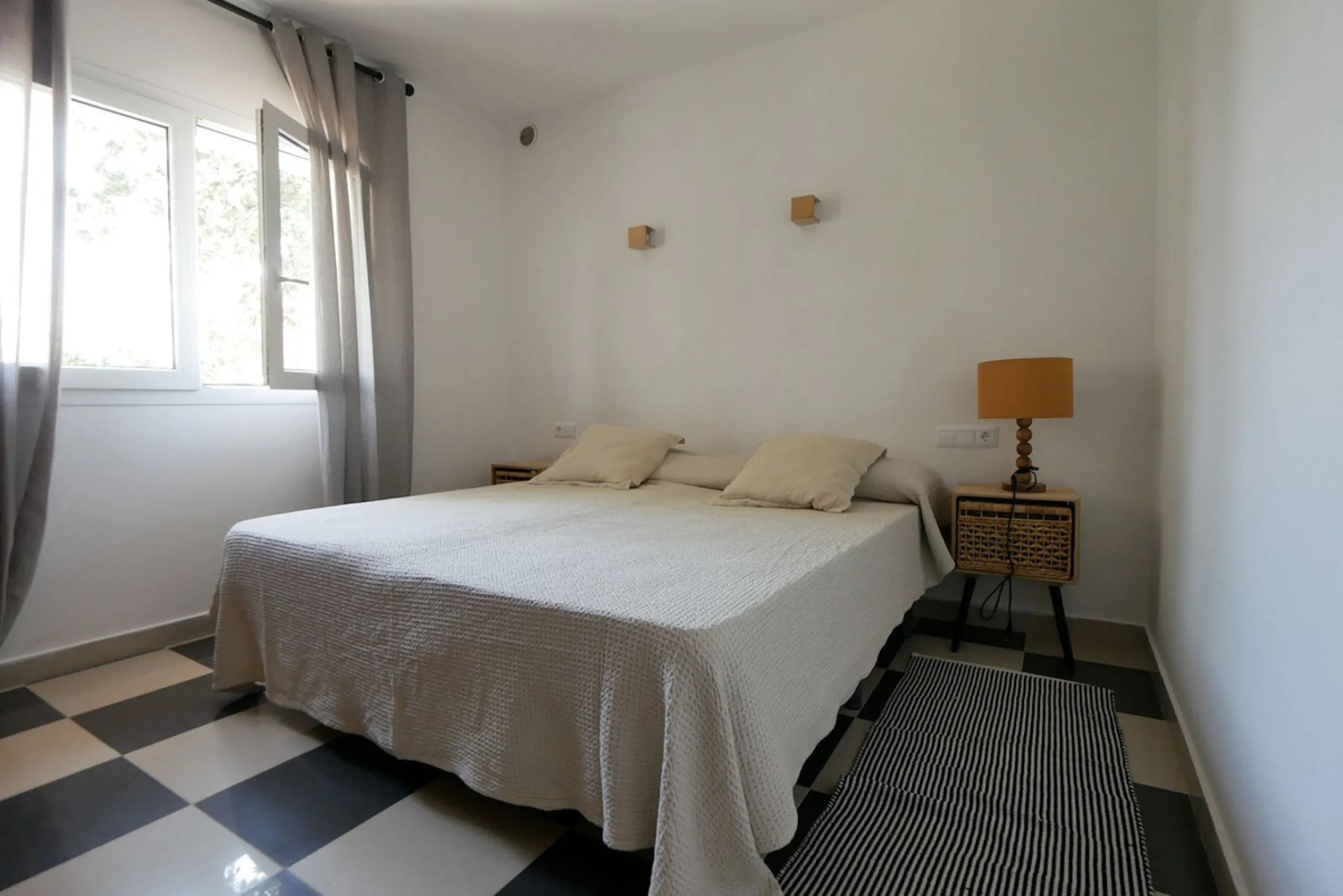 Charming Villa for Sale – Artola, Cabopino (Marbella)