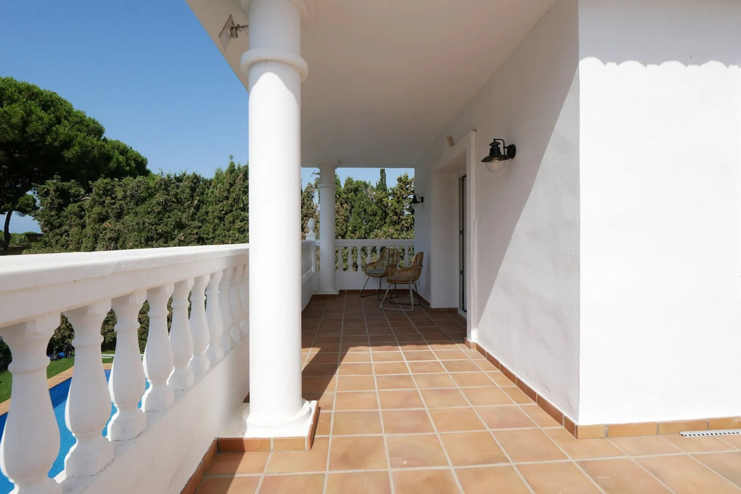 Charming Villa for Sale – Artola, Cabopino (Marbella)