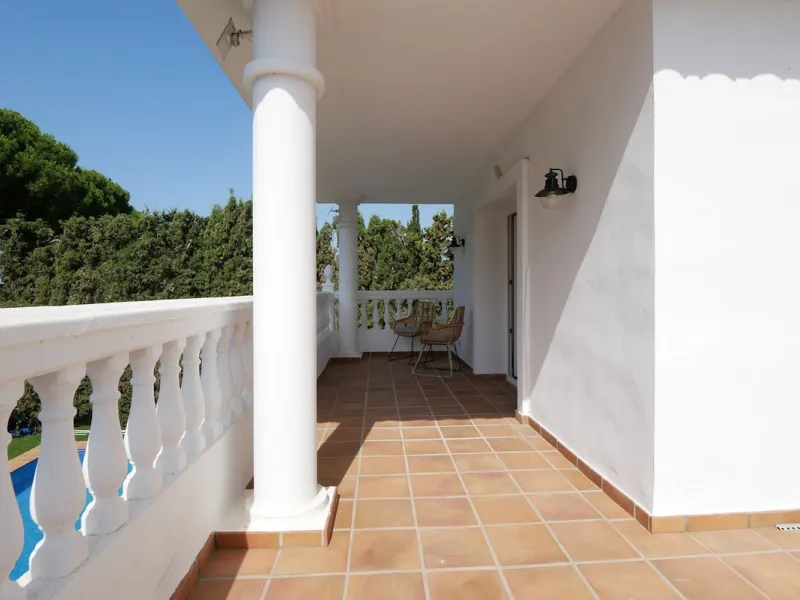 Charming Villa for Sale – Artola, Cabopino (Marbella)