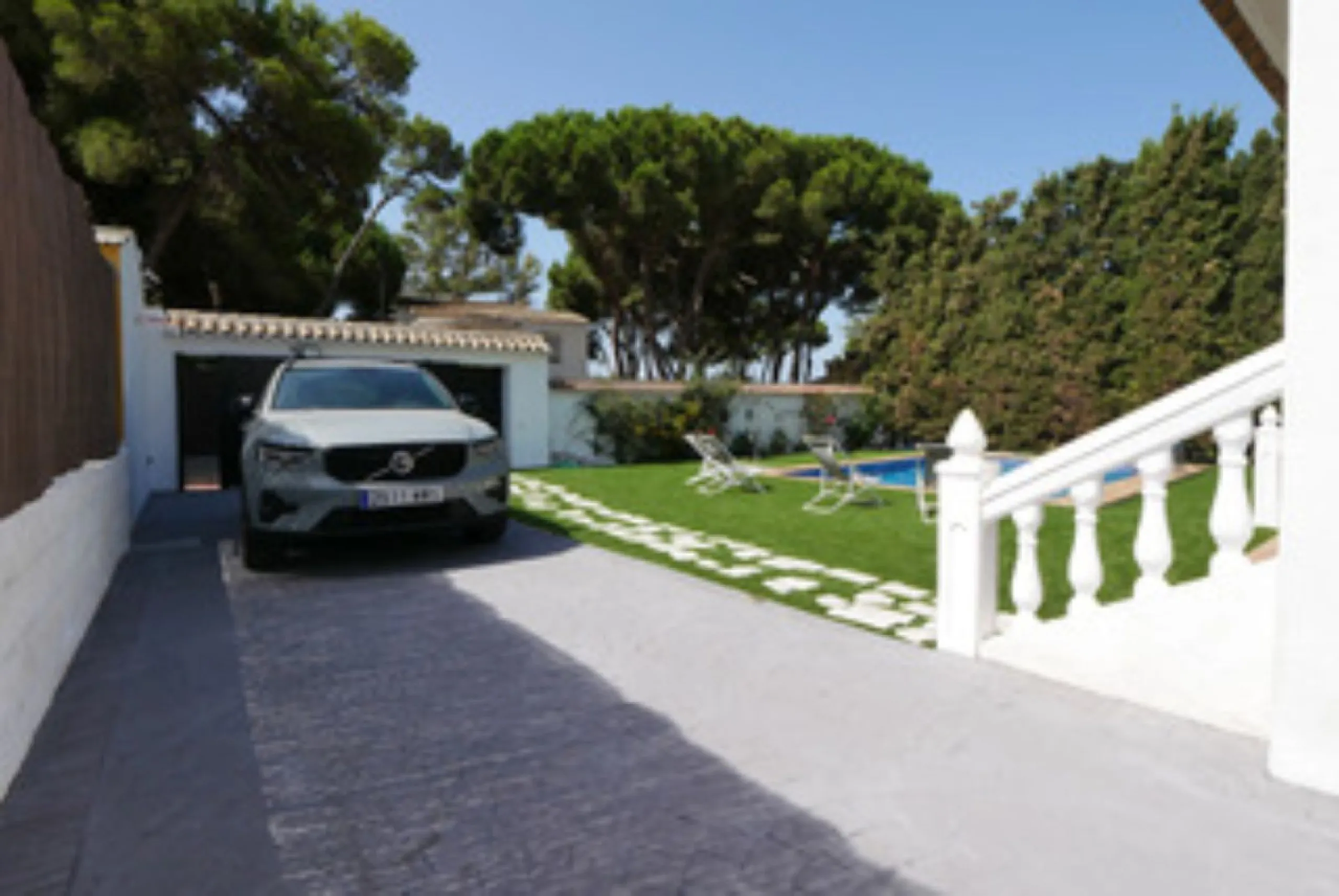 Charming Villa for Sale – Artola, Cabopino (Marbella)