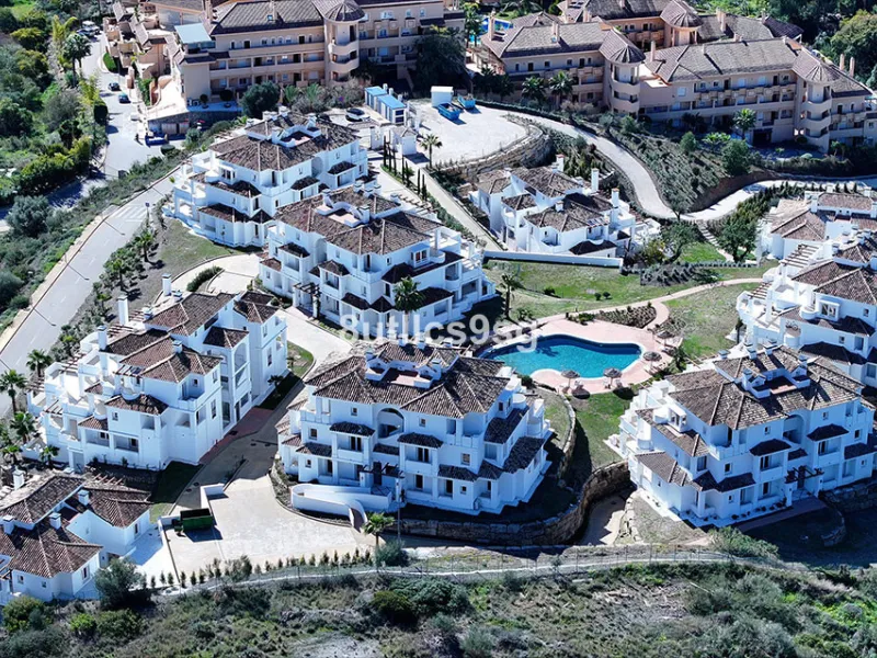 Apartment - Middle Floor Apartment в продаже в Marbella, Málaga. В доме 2 спален и 3 ванных комнат. Площадь дома 122 м²