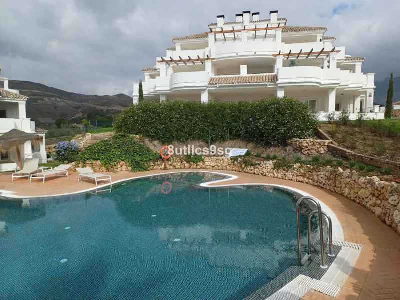Apartment - Middle Floor Apartment в продаже в Marbella, Málaga. В доме 2 спален и 3 ванных комнат. Площадь дома 122 м²
