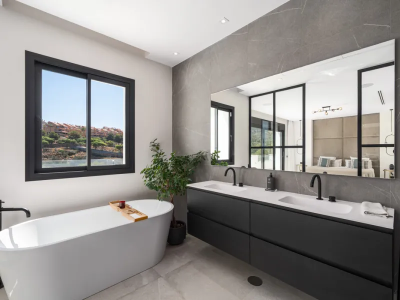 Positioned within the prestigious Santa Maria Golf urbanization in Elviria, Villa Andrea is an extraordinary frontline golf villa for sale in Marbella offering contemporary luxury, seamless design, and a highly desirable setting. Built in 2021 on a genero