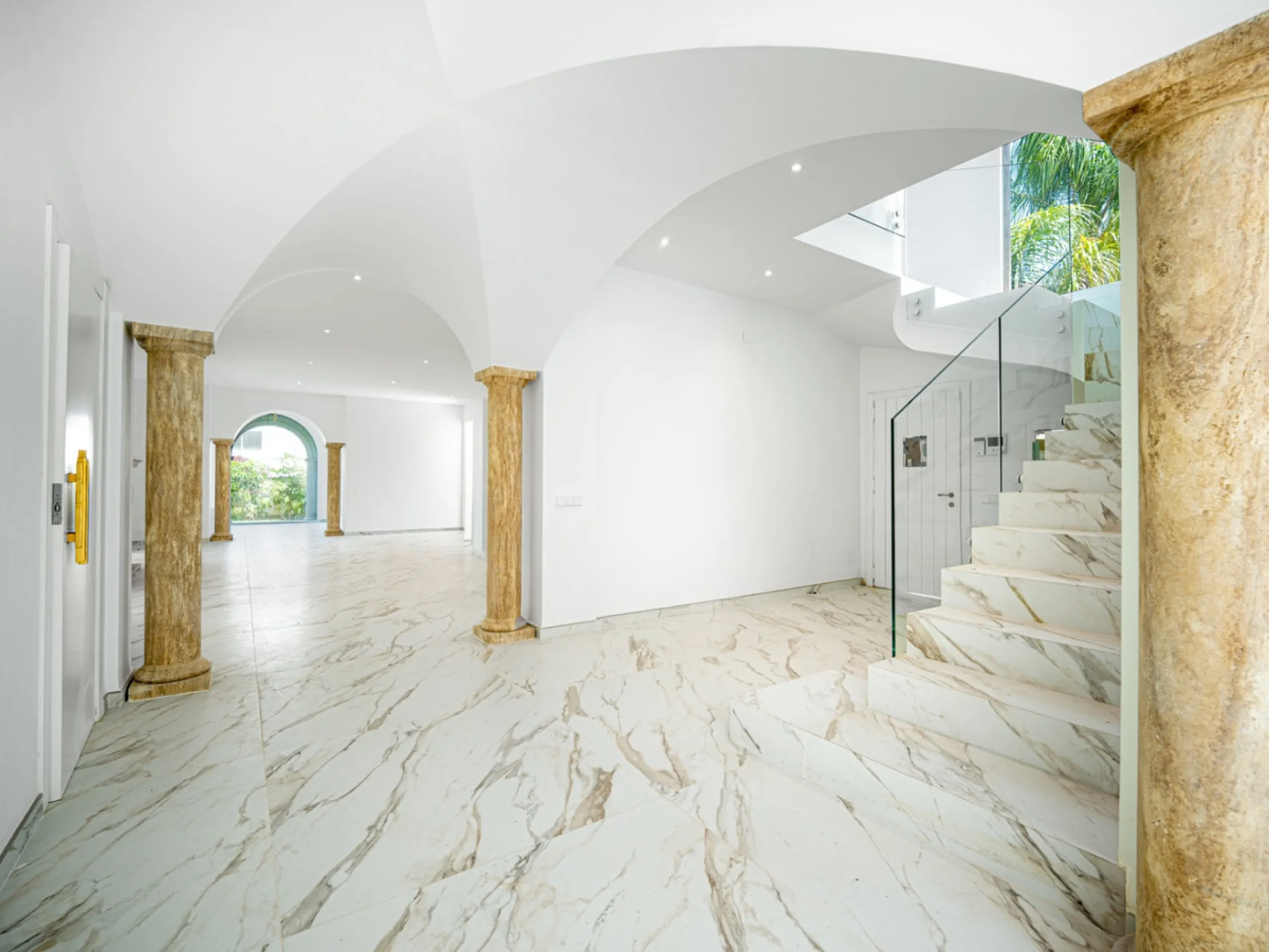 Villa Roma is a stunning four-bedroom, four-bathroom home in the exclusive beachside area of Los Monteros, Marbella East. Just a short walk from the beach, this elegant villa sits on a 933m² plot and combines classic European design with modern coastal co