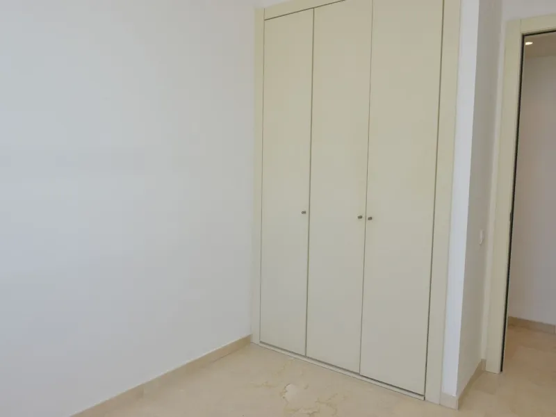 Spacious Apartment with Pool, Padel Courts and Garage in Diagonal Mar, Barcelona