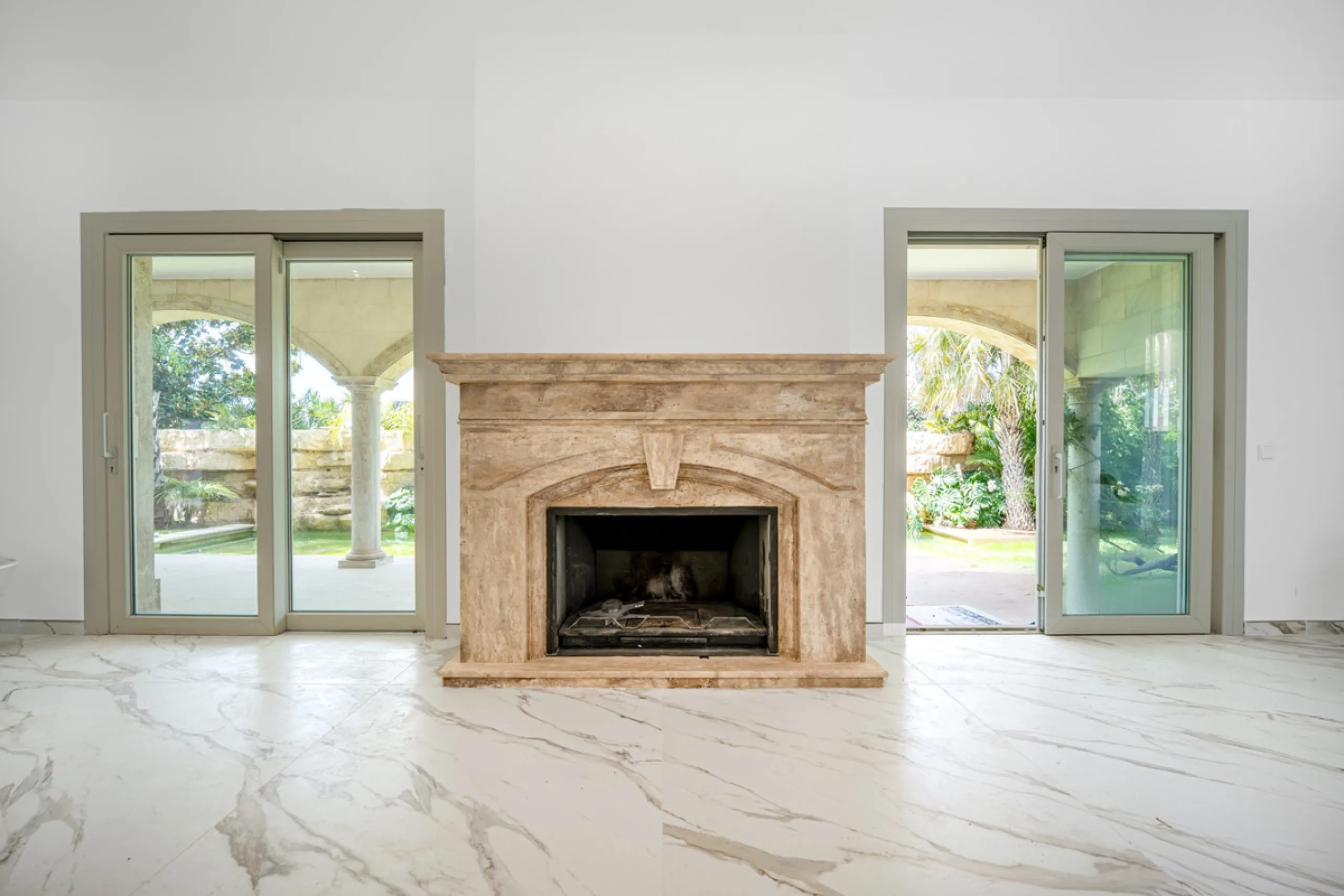 Villa Roma is a stunning four-bedroom, four-bathroom home in the exclusive beachside area of Los Monteros, Marbella East. Just a short walk from the beach, this elegant villa sits on a 933m² plot and combines classic European design with modern coastal co