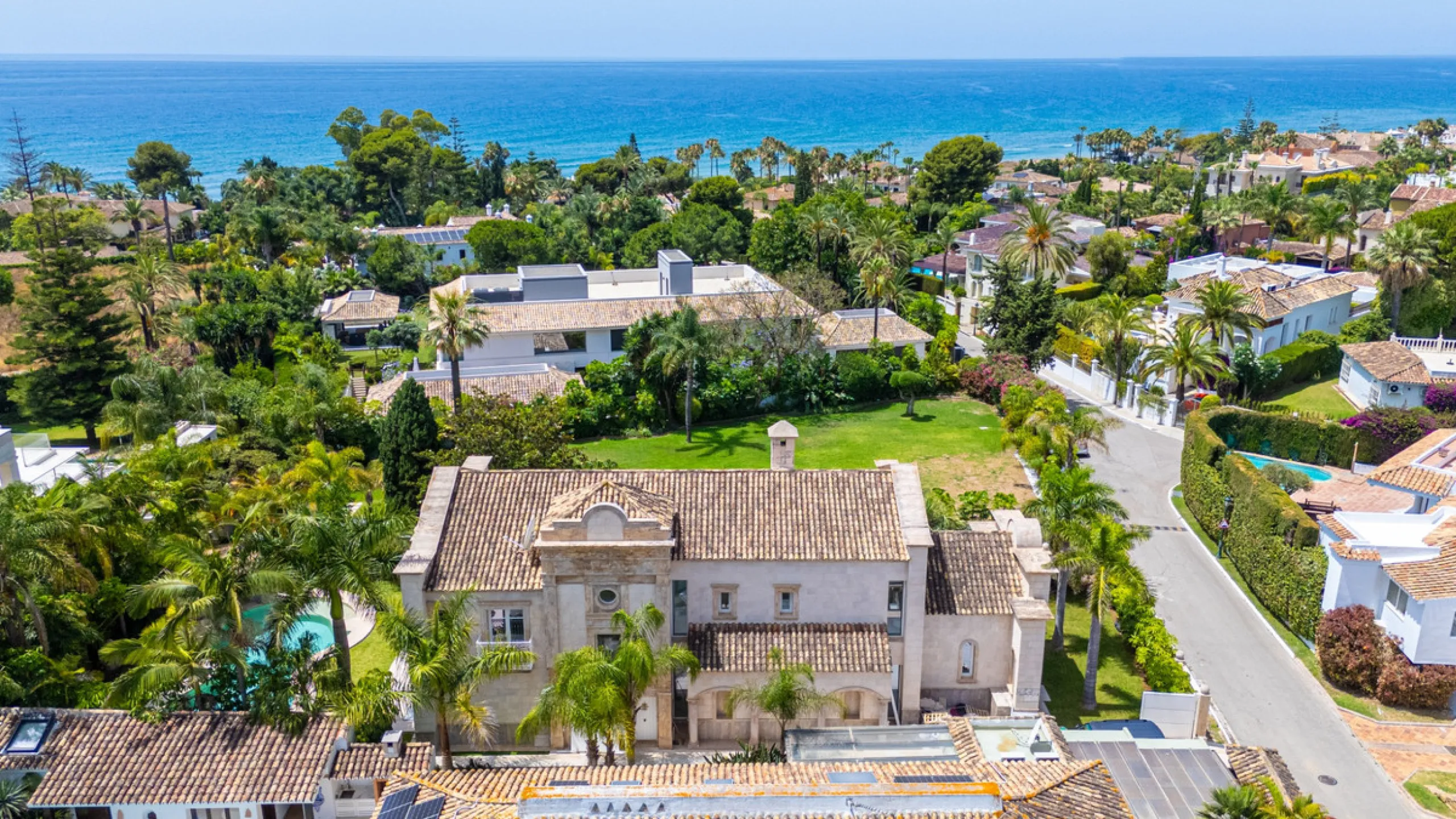 Villa Roma is a stunning four-bedroom, four-bathroom home in the exclusive beachside area of Los Monteros, Marbella East. Just a short walk from the beach, this elegant villa sits on a 933m² plot and combines classic European design with modern coastal co