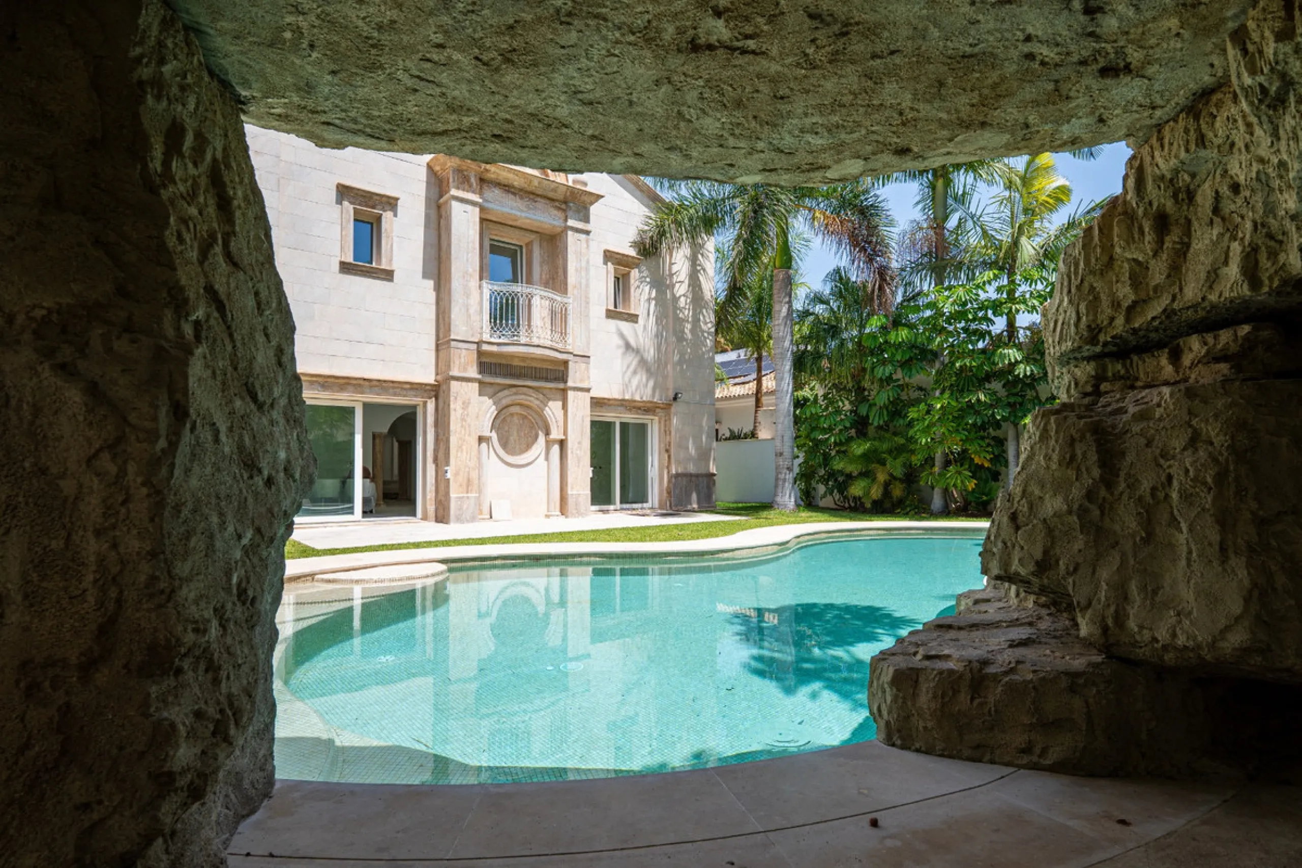 Villa Roma is a stunning four-bedroom, four-bathroom home in the exclusive beachside area of Los Monteros, Marbella East. Just a short walk from the beach, this elegant villa sits on a 933m² plot and combines classic European design with modern coastal co