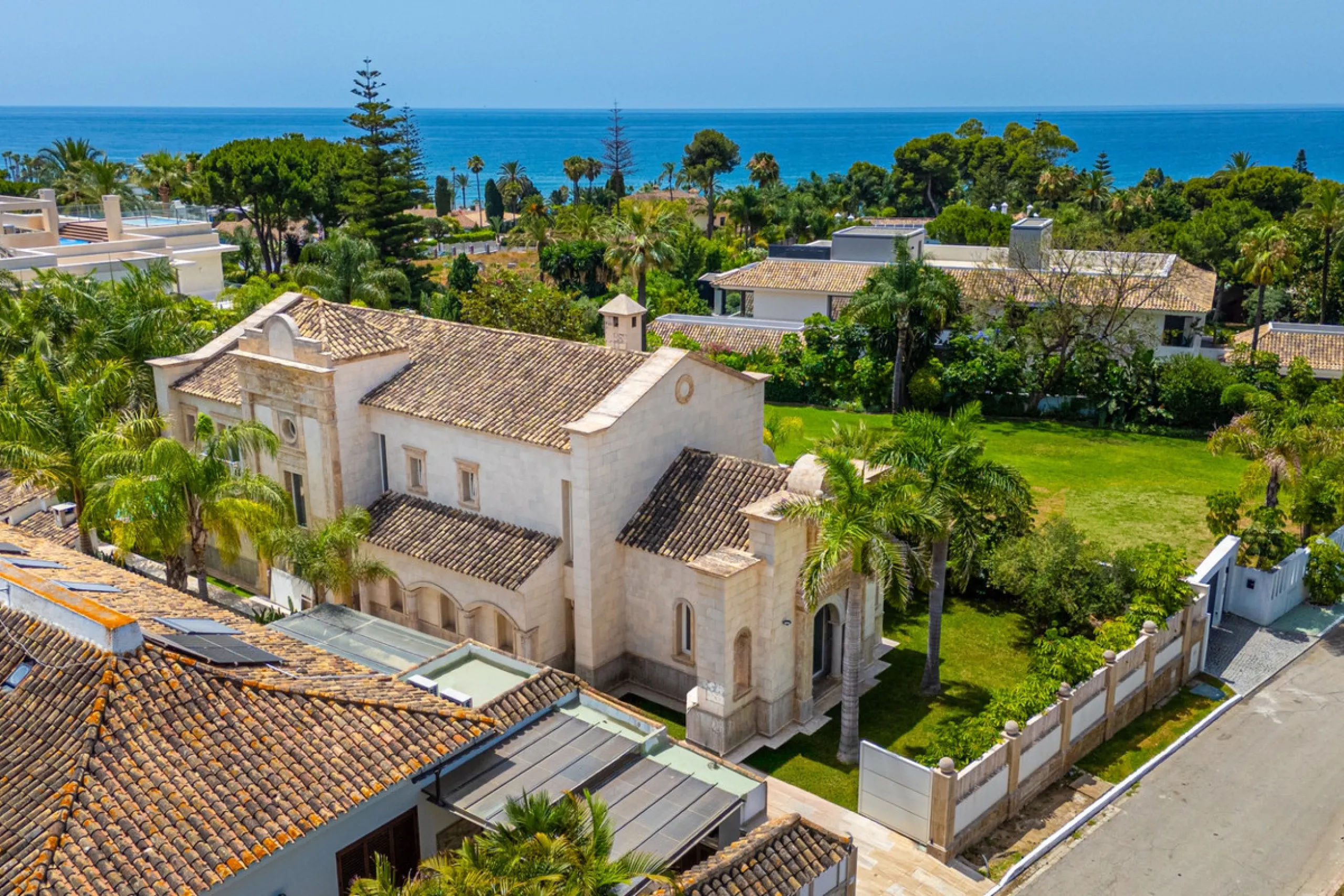 Villa Roma is a stunning four-bedroom, four-bathroom home in the exclusive beachside area of Los Monteros, Marbella East. Just a short walk from the beach, this elegant villa sits on a 933m² plot and combines classic European design with modern coastal co