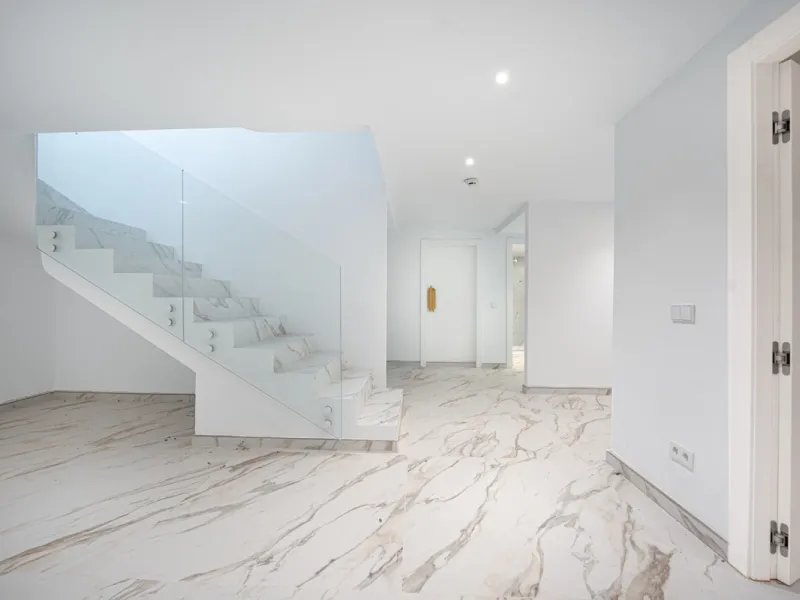 Villa Roma is a stunning four-bedroom, four-bathroom home in the exclusive beachside area of Los Monteros, Marbella East. Just a short walk from the beach, this elegant villa sits on a 933m² plot and combines classic European design with modern coastal co