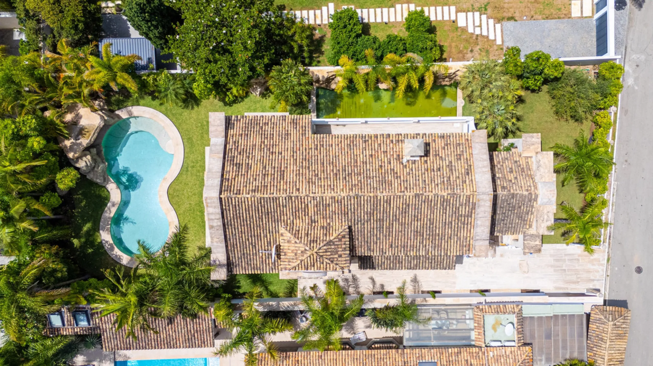 Villa Roma is a stunning four-bedroom, four-bathroom home in the exclusive beachside area of Los Monteros, Marbella East. Just a short walk from the beach, this elegant villa sits on a 933m² plot and combines classic European design with modern coastal co