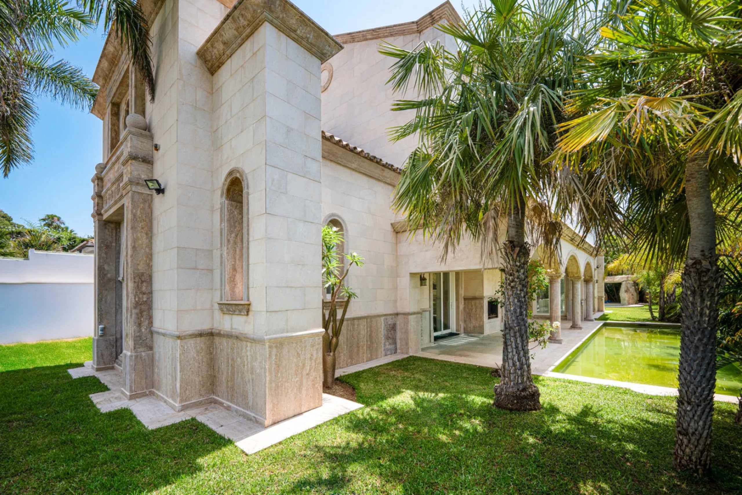 Villa Roma is a stunning four-bedroom, four-bathroom home in the exclusive beachside area of Los Monteros, Marbella East. Just a short walk from the beach, this elegant villa sits on a 933m² plot and combines classic European design with modern coastal co
