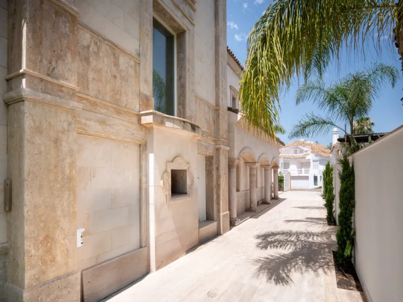 Villa Roma is a stunning four-bedroom, four-bathroom home in the exclusive beachside area of Los Monteros, Marbella East. Just a short walk from the beach, this elegant villa sits on a 933m² plot and combines classic European design with modern coastal co