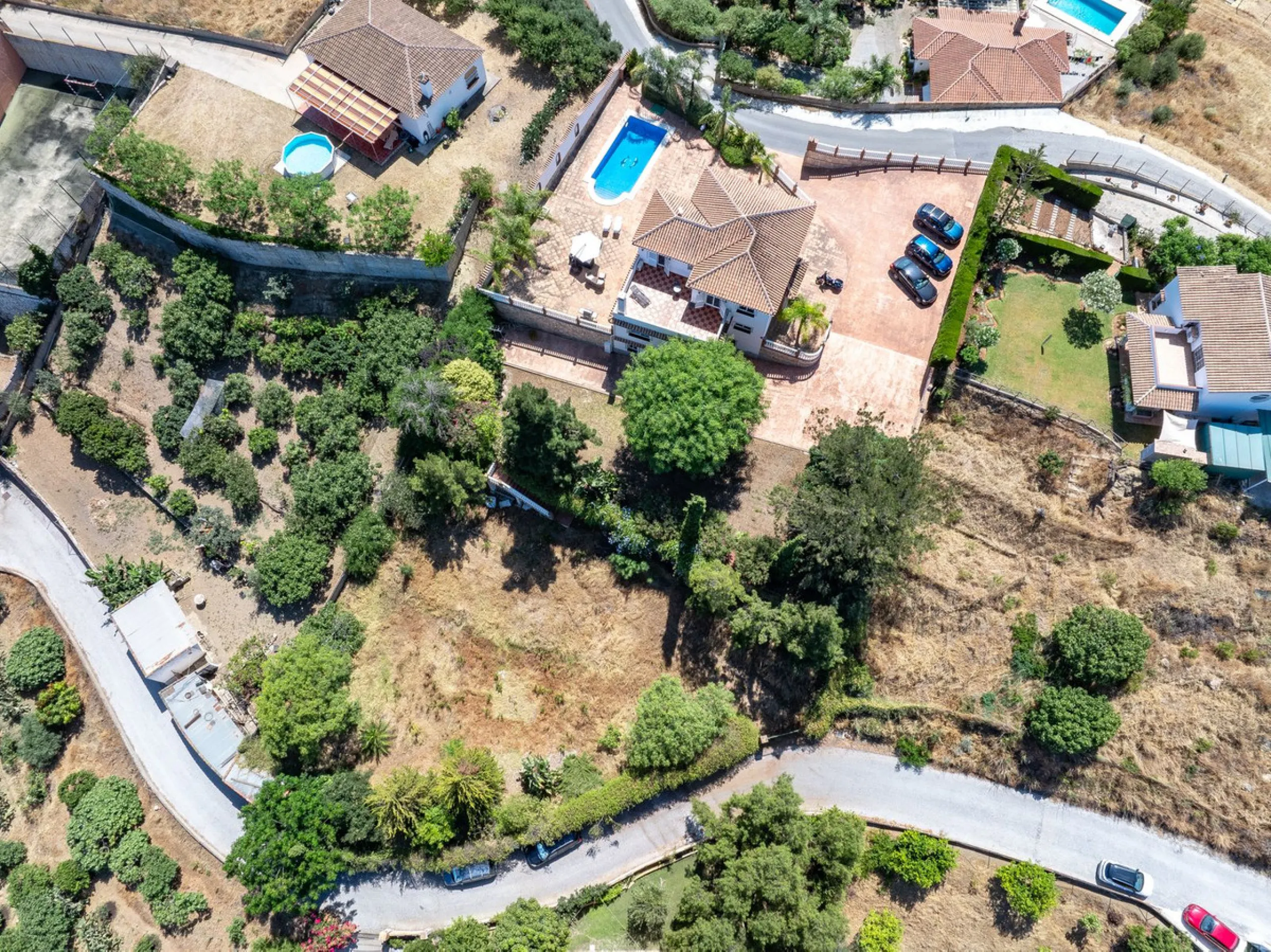 House - Detached Villa в продаже в Mijas, Málaga. В доме 4 спален и 3 ванных комнат. Площадь дома 378 м². Площадь участка 2559 м²
