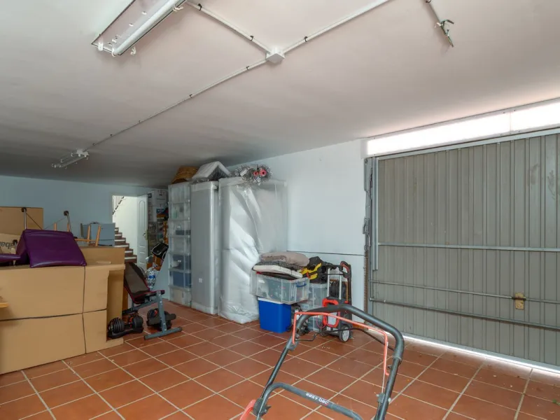 House - Detached Villa в продаже в Mijas, Málaga. В доме 4 спален и 3 ванных комнат. Площадь дома 378 м². Площадь участка 2559 м²