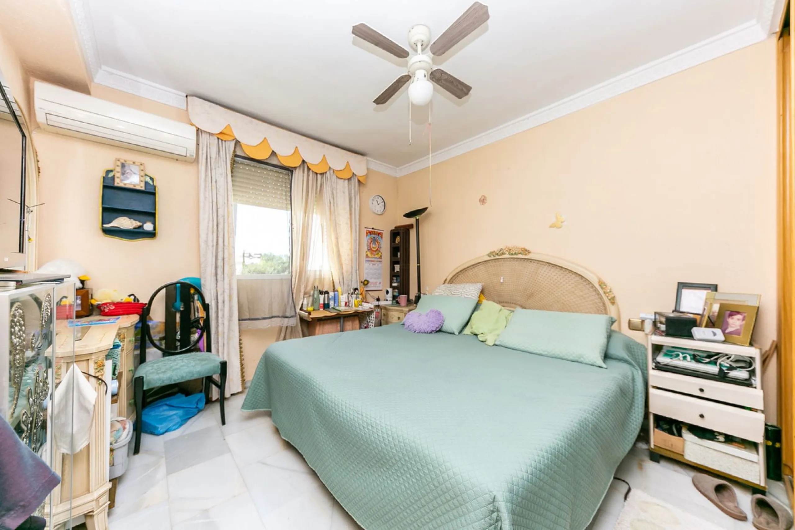 TOWNHOUSE WITH SOUL AND GREAT POTENTIAL IN LA CASITA COLORADA – HACIENDA DE MIJAS