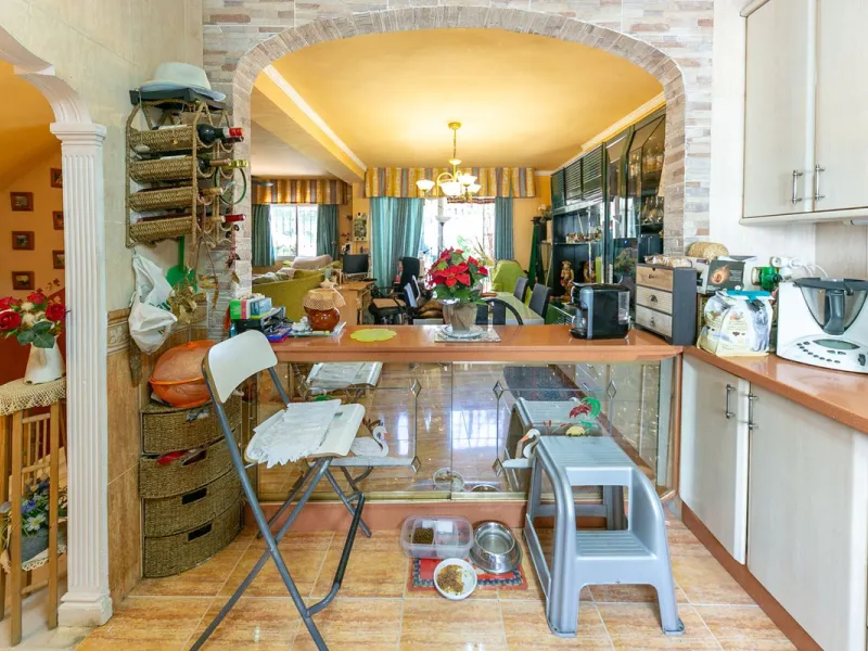 TOWNHOUSE WITH SOUL AND GREAT POTENTIAL IN LA CASITA COLORADA – HACIENDA DE MIJAS