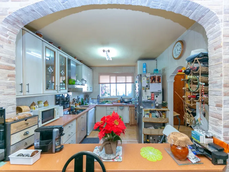 TOWNHOUSE WITH SOUL AND GREAT POTENTIAL IN LA CASITA COLORADA – HACIENDA DE MIJAS