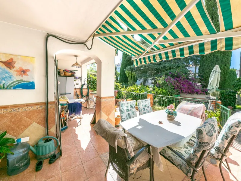 TOWNHOUSE WITH SOUL AND GREAT POTENTIAL IN LA CASITA COLORADA – HACIENDA DE MIJAS