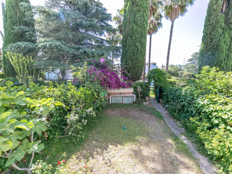 TOWNHOUSE WITH SOUL AND GREAT POTENTIAL IN LA CASITA COLORADA – HACIENDA DE MIJAS