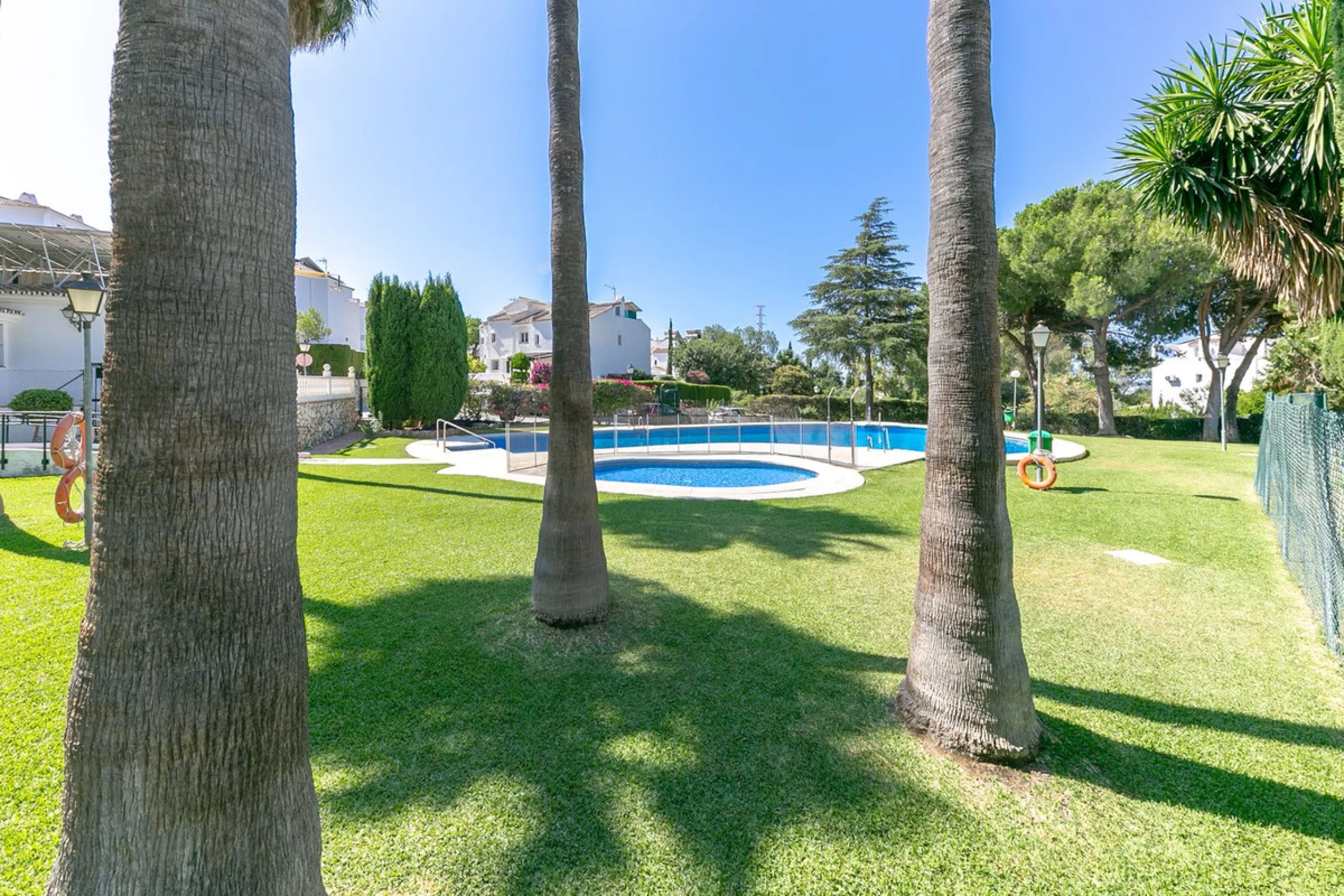 TOWNHOUSE WITH SOUL AND GREAT POTENTIAL IN LA CASITA COLORADA – HACIENDA DE MIJAS