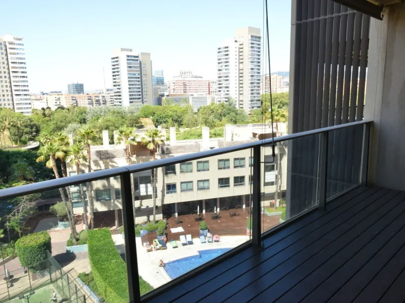 Spacious Apartment with Pool, Padel Courts and Garage in Diagonal Mar, Barcelona