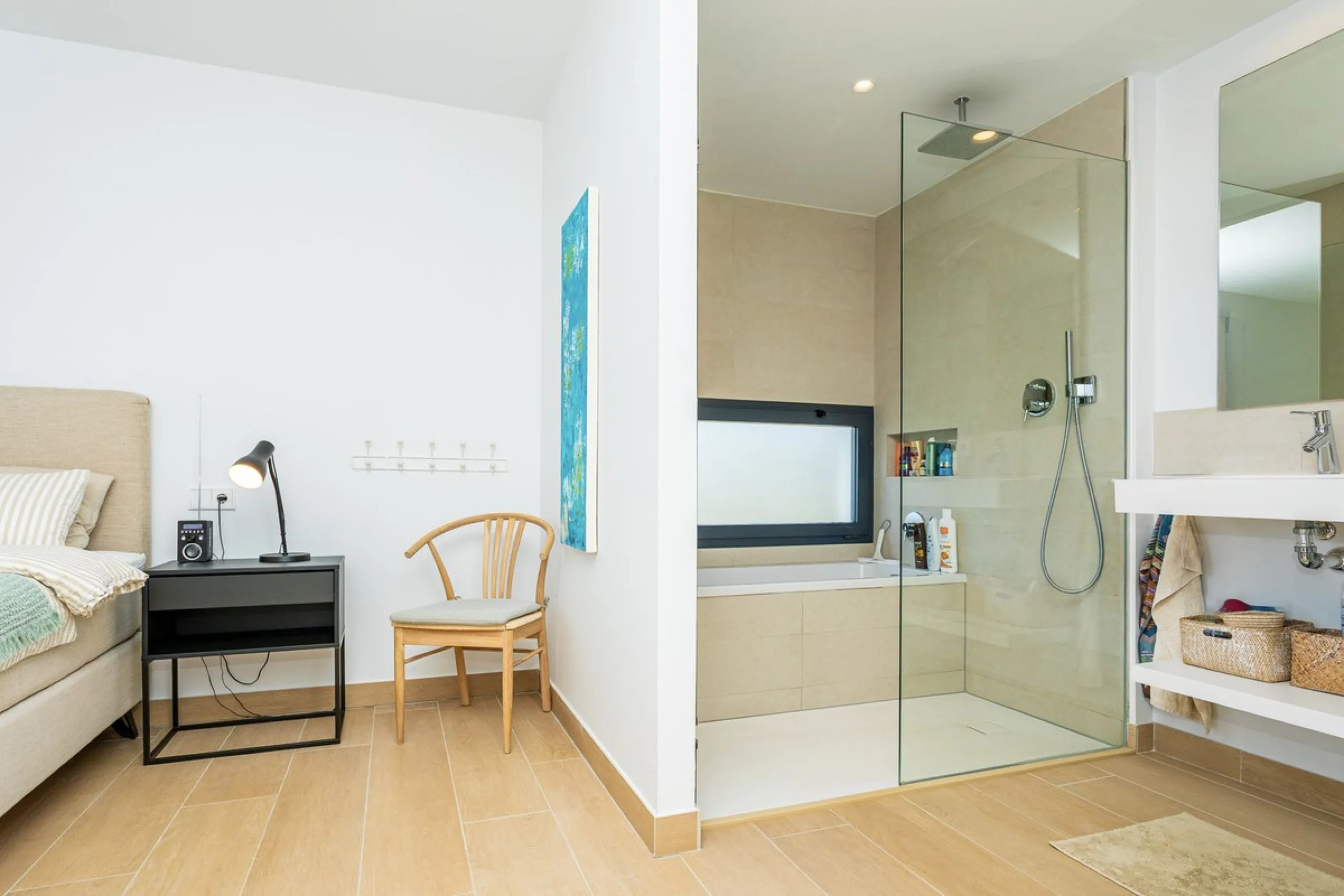 Unique Opportunity! Modern Corner Apartment with 4 Bedrooms, 45 m² Terrace and Stunning Mediterranean Views