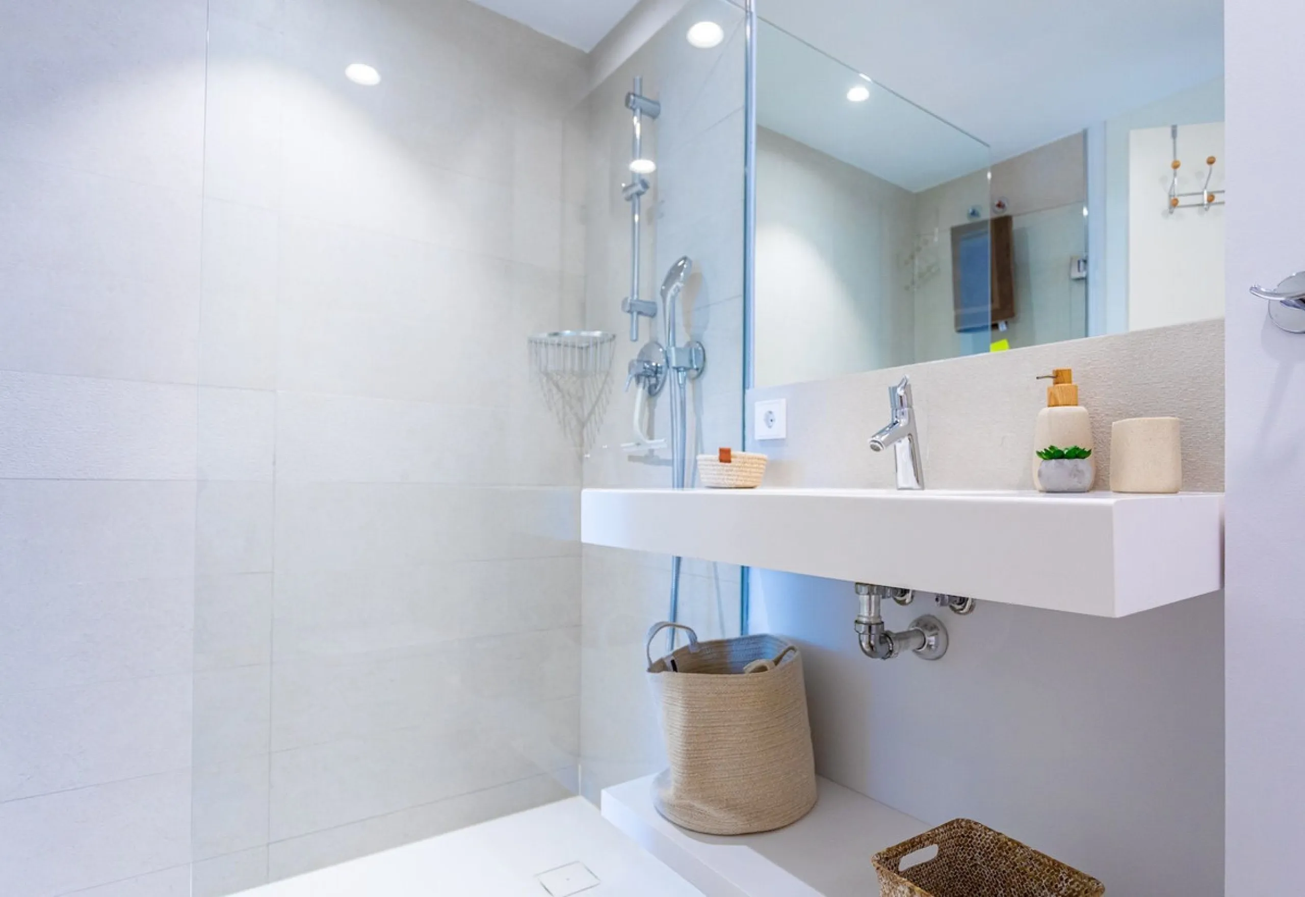 Unique Opportunity! Modern Corner Apartment with 4 Bedrooms, 45 m² Terrace and Stunning Mediterranean Views