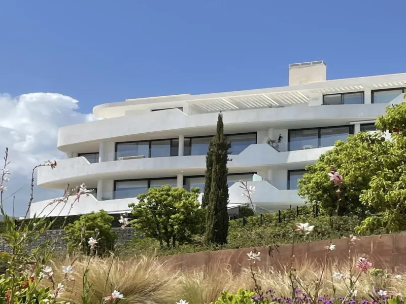 Unique Opportunity! Modern Corner Apartment with 4 Bedrooms, 45 m² Terrace and Stunning Mediterranean Views