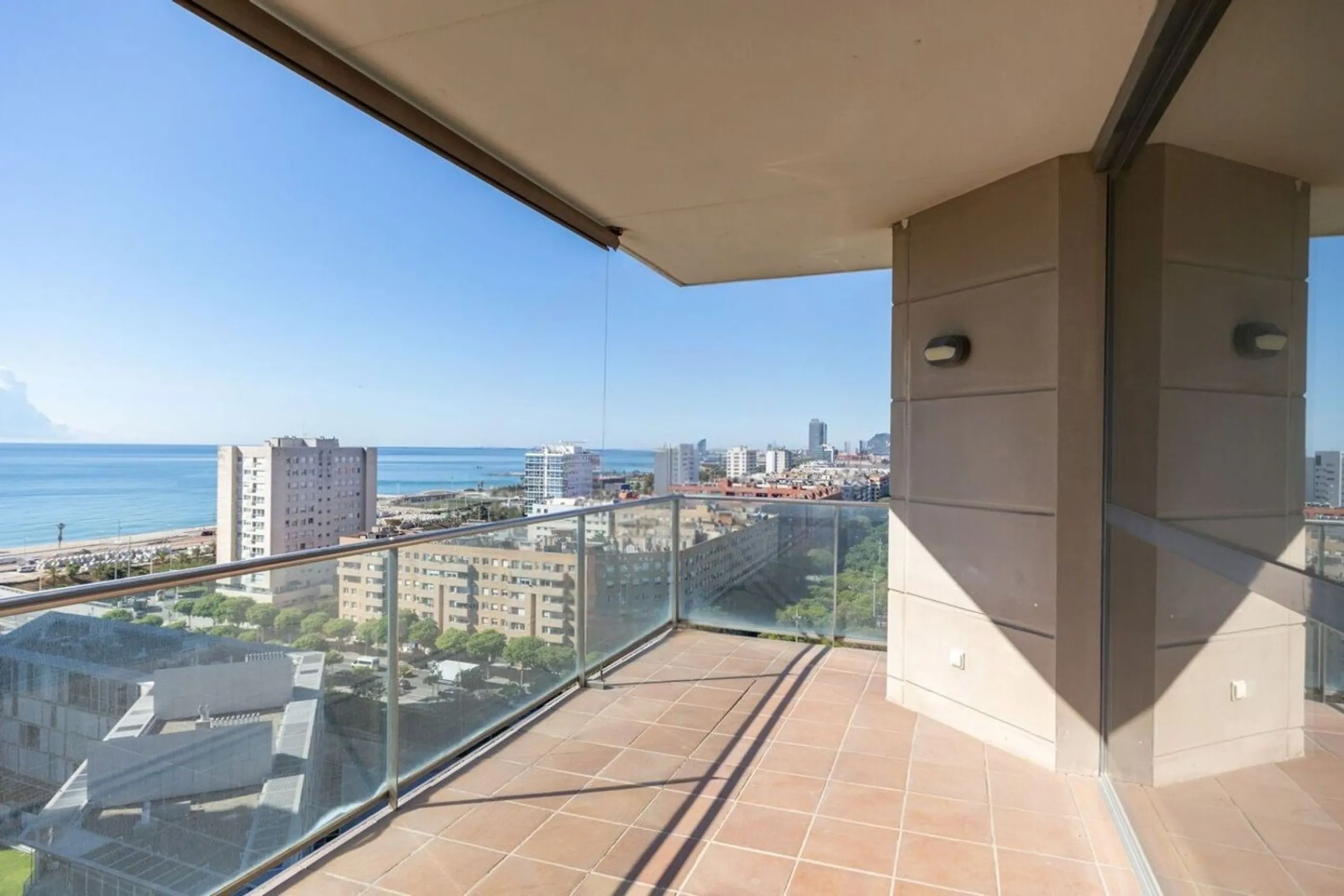 Exclusive panoramic apartment with sea views in Diagonal Mar, Barcelona