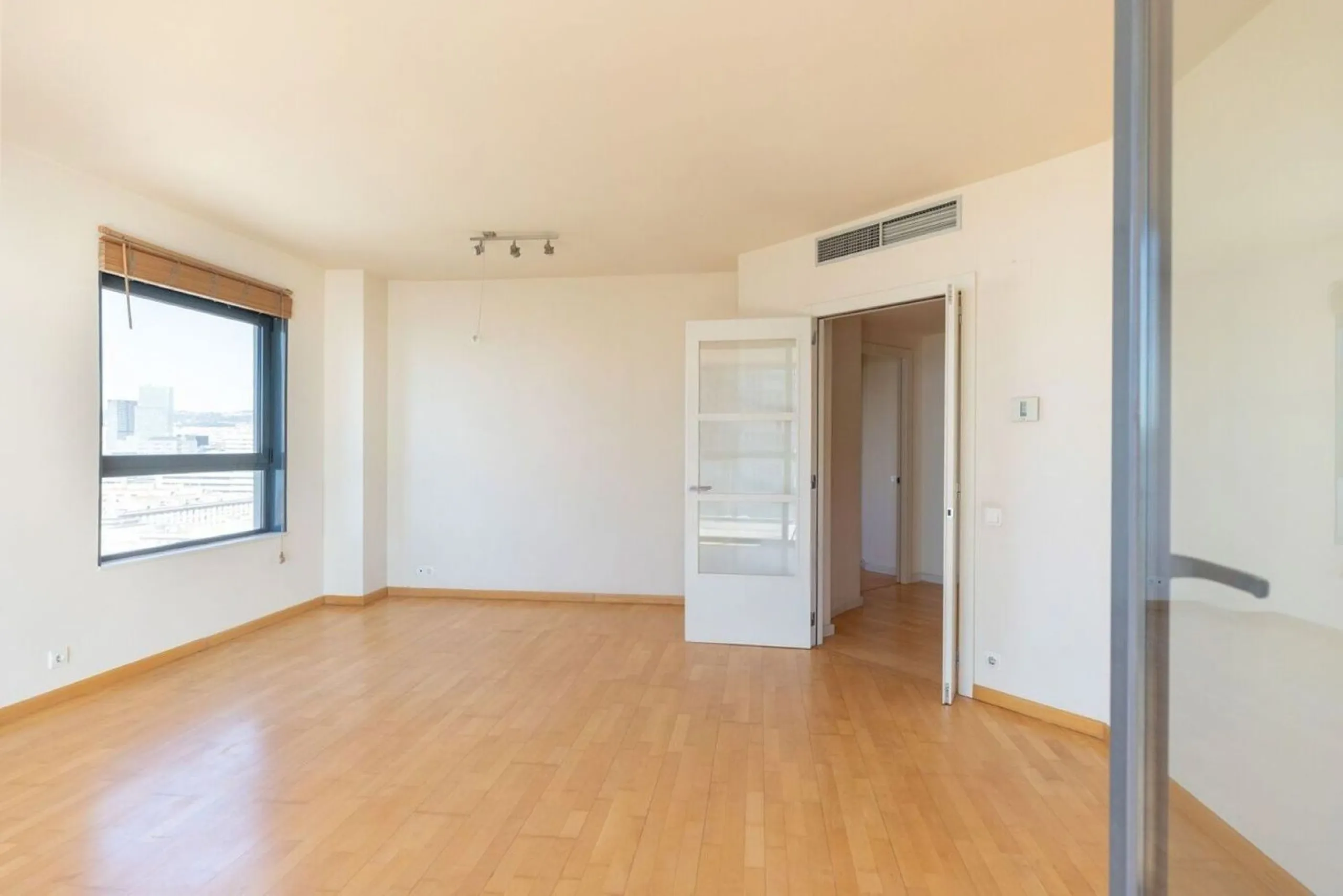 Exclusive panoramic apartment with sea views in Diagonal Mar, Barcelona