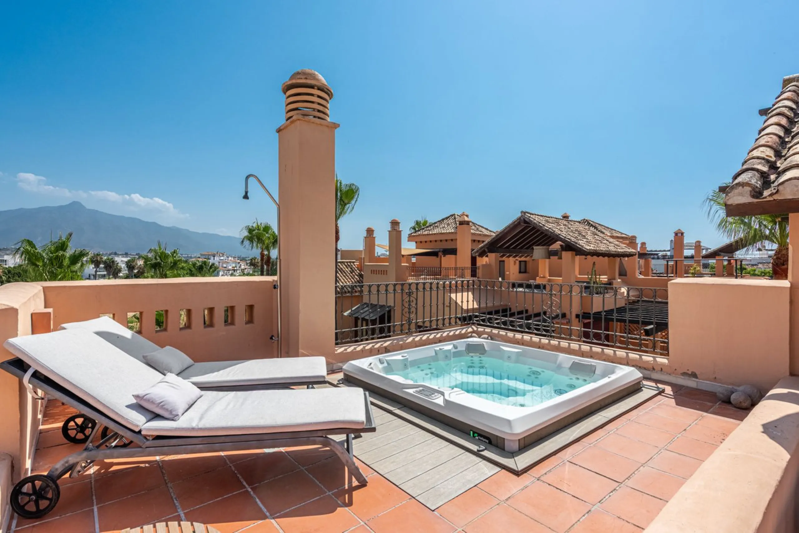 Beachfront Penthouse for Sale in Bahía Alcántara, San Pedro