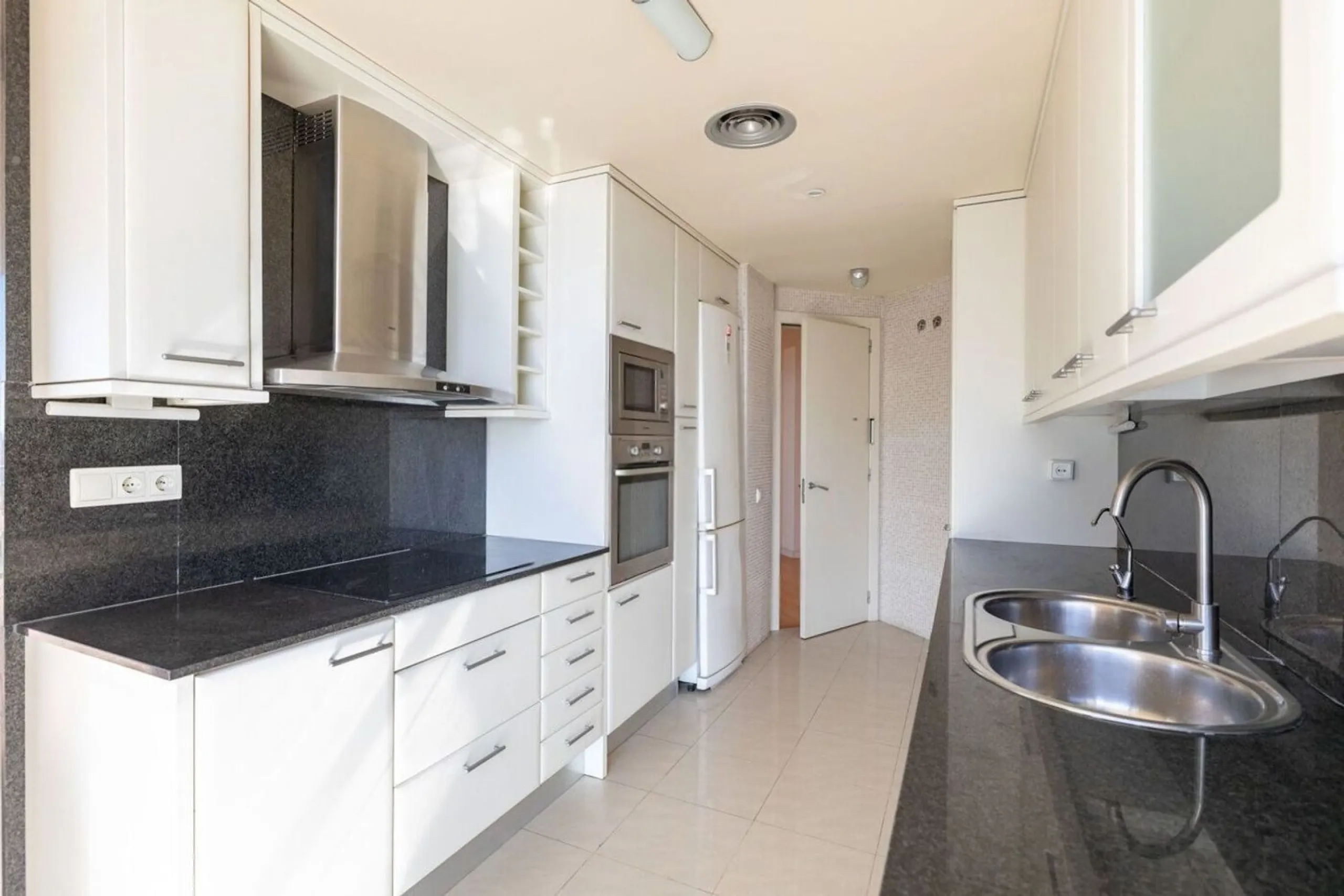 Exclusive panoramic apartment with sea views in Diagonal Mar, Barcelona