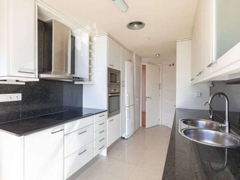 Exclusive panoramic apartment with sea views in Diagonal Mar, Barcelona