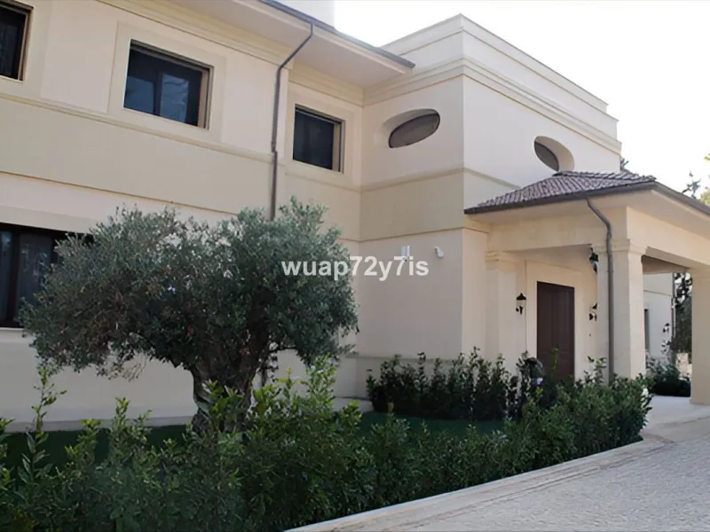 EXCEPTIONAL LUXURY VILLA FOR SALE IN GUADALMINA BAJA, SAN PEDRO DE ALCÁNTARA, MARBELLA