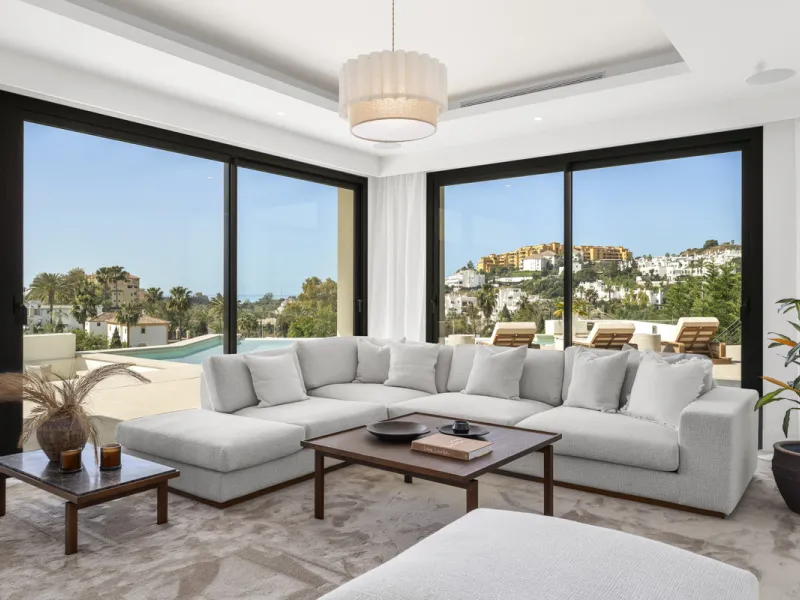 Villa Three, located in the distinguished La Resina Golf community within Estepona's flourishing residential zone, is an architectural statement combining contemporary sophistication and practical luxury. Designed by the acclaimed Francisco Martínez Galvá