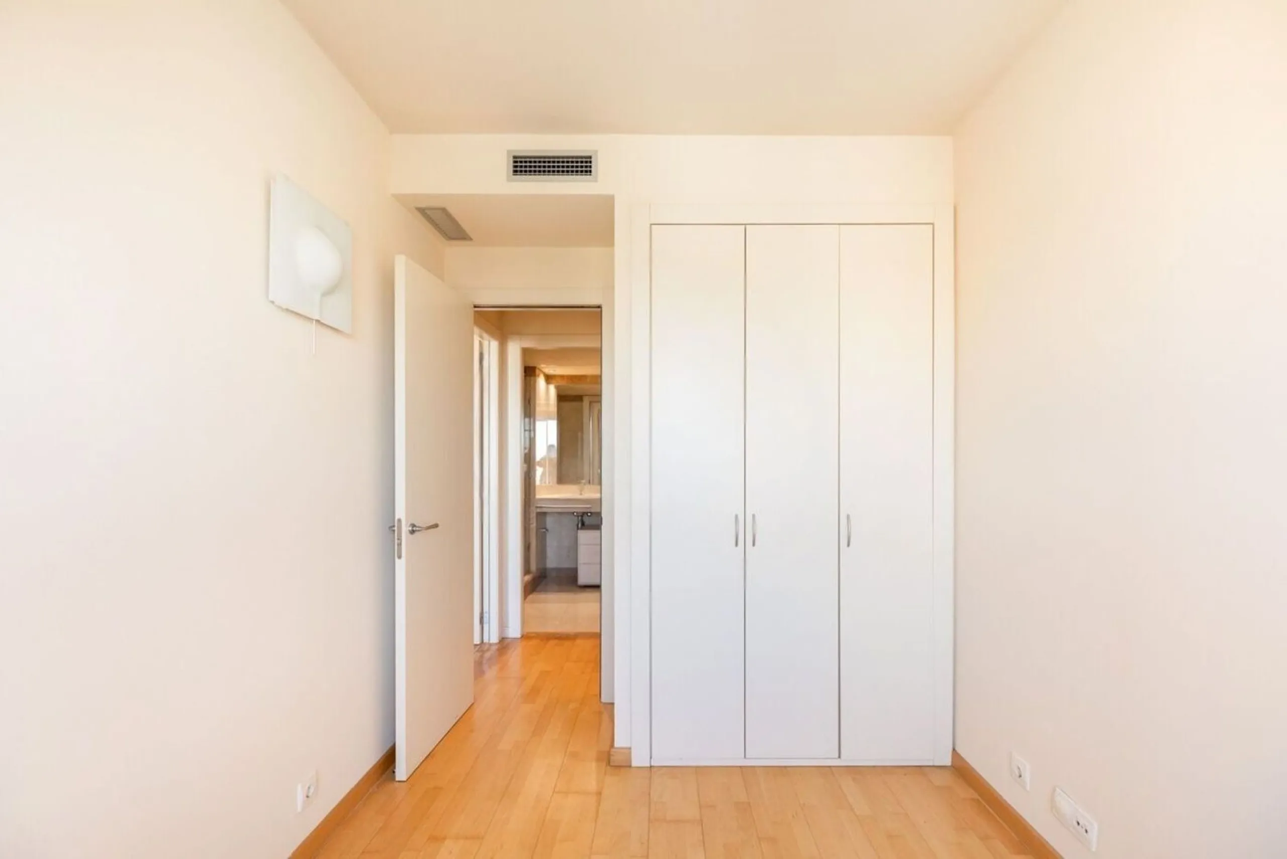 Exclusive panoramic apartment with sea views in Diagonal Mar, Barcelona