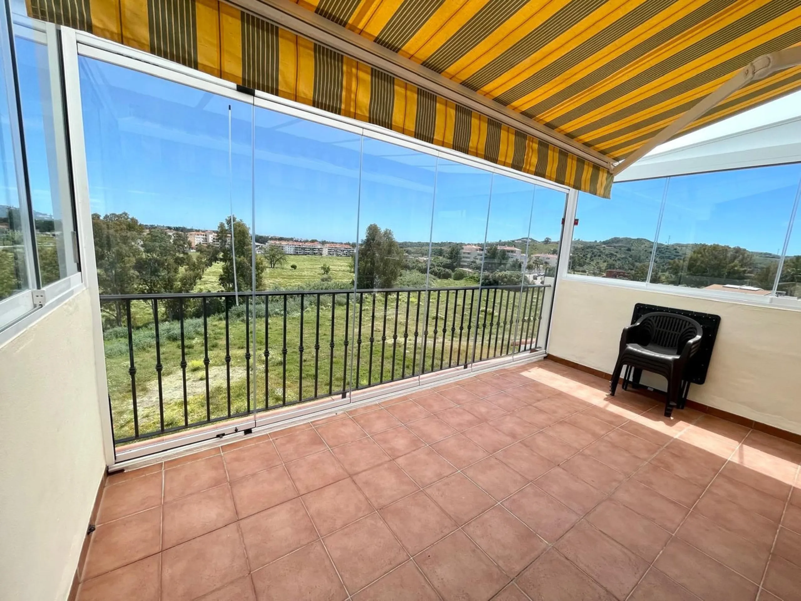 Apartment - Penthouse в продаже в Mijas, Málaga. В доме 3 спален и 2 ванных комнат. Площадь дома 112 м²