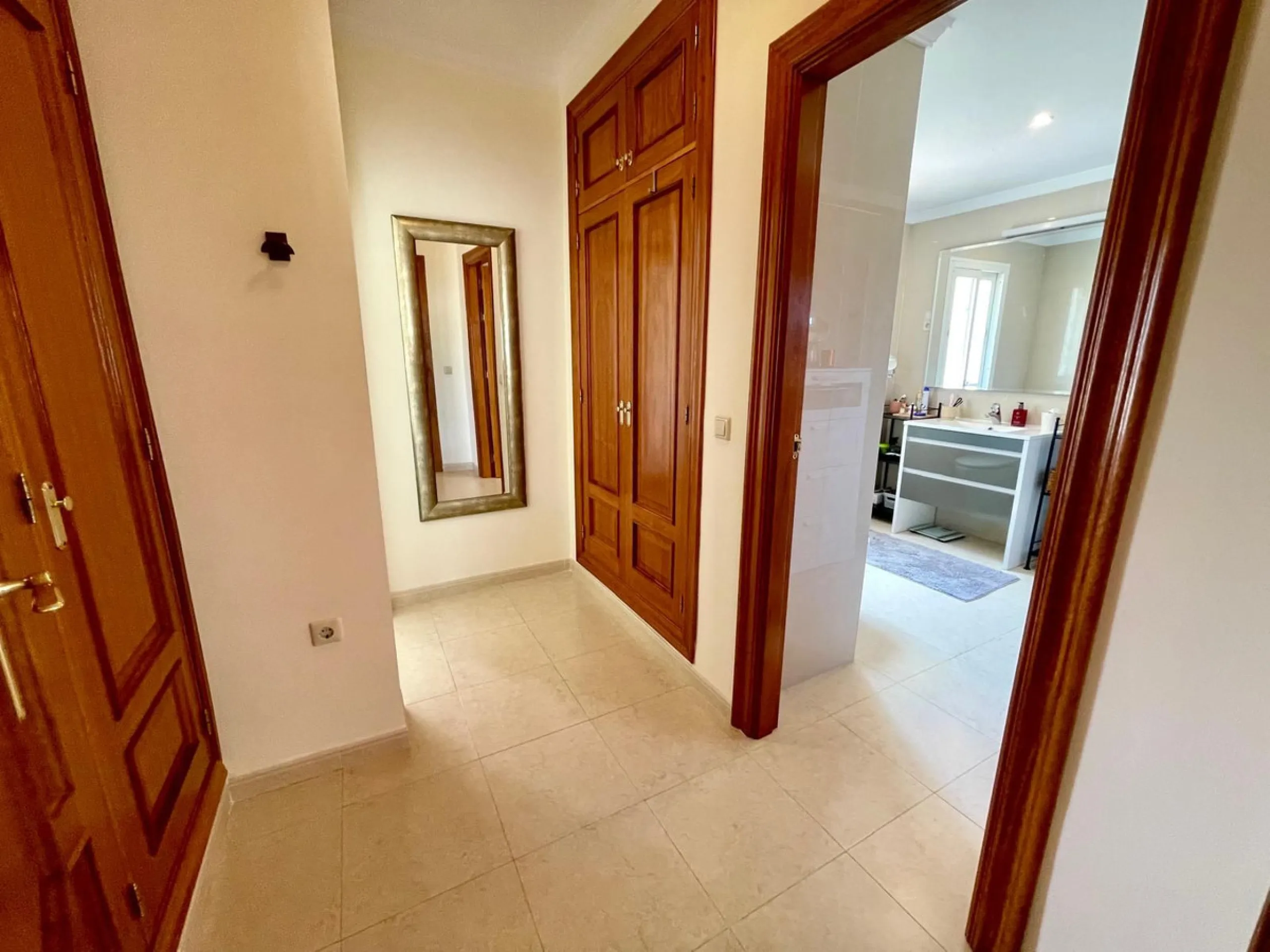 Apartment - Penthouse в продаже в Mijas, Málaga. В доме 3 спален и 2 ванных комнат. Площадь дома 112 м²