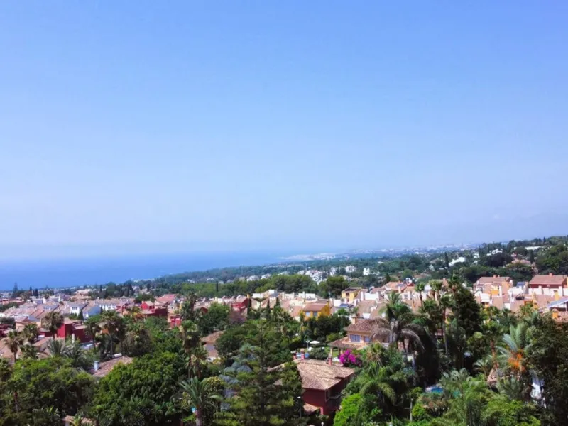Recently Refurbished Villa from Scratch with Heated Pool and Sea Views in Ultra Central Marbella Location.