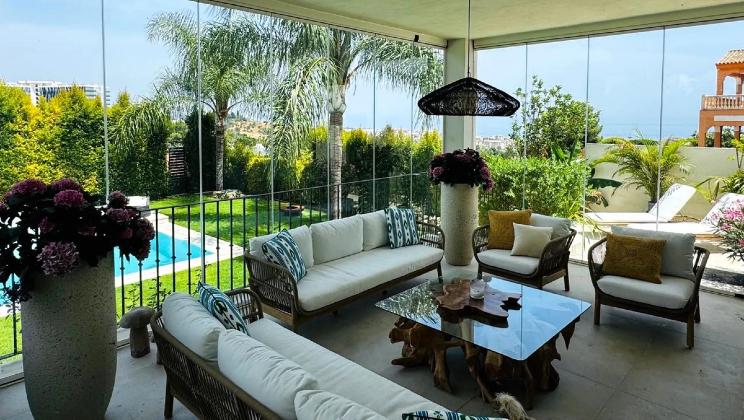 Recently Refurbished Villa from Scratch with Heated Pool and Sea Views in Ultra Central Marbella Location.