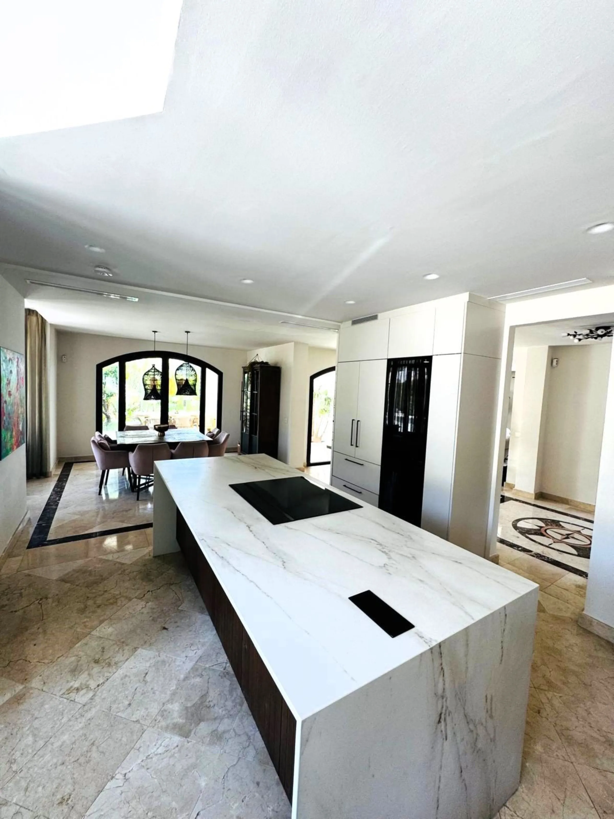 Recently Refurbished Villa from Scratch with Heated Pool and Sea Views in Ultra Central Marbella Location.