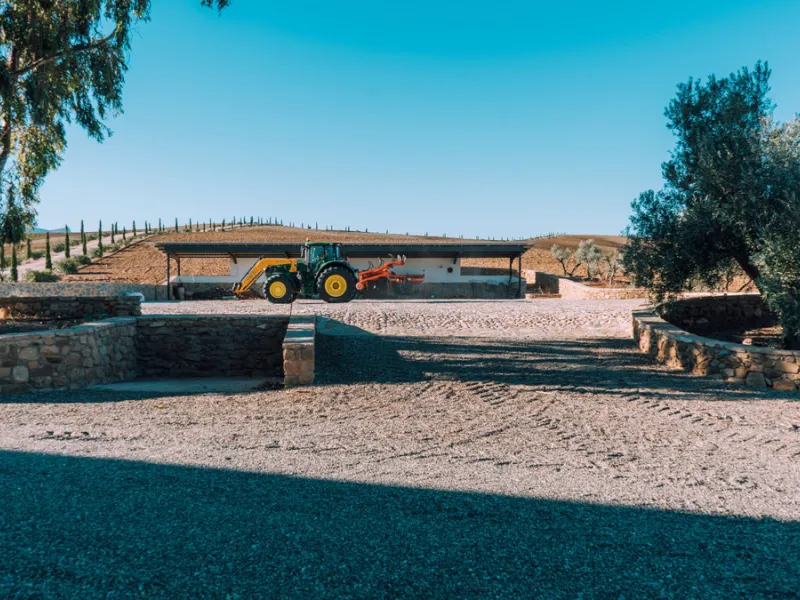 Set on a vast 270,000 m² estate near Ardales and the popular Caminito del Rey, this stunning cortijo blends recent renovations with preserved traditional features—thick stone walls, wooden beams, and classic doors—offering comfort without compromising cha