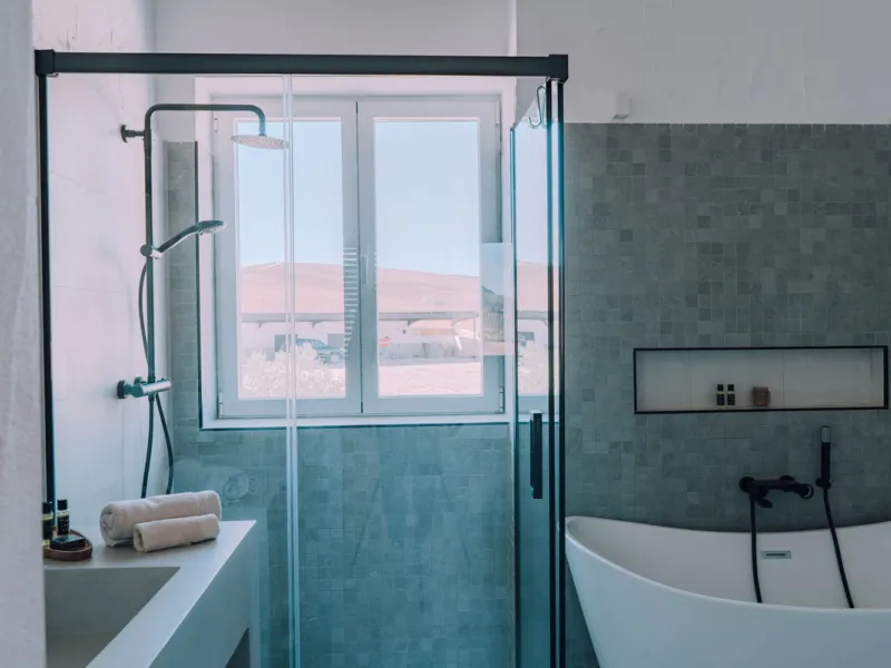 Set on a vast 270,000 m² estate near Ardales and the popular Caminito del Rey, this stunning cortijo blends recent renovations with preserved traditional features—thick stone walls, wooden beams, and classic doors—offering comfort without compromising cha