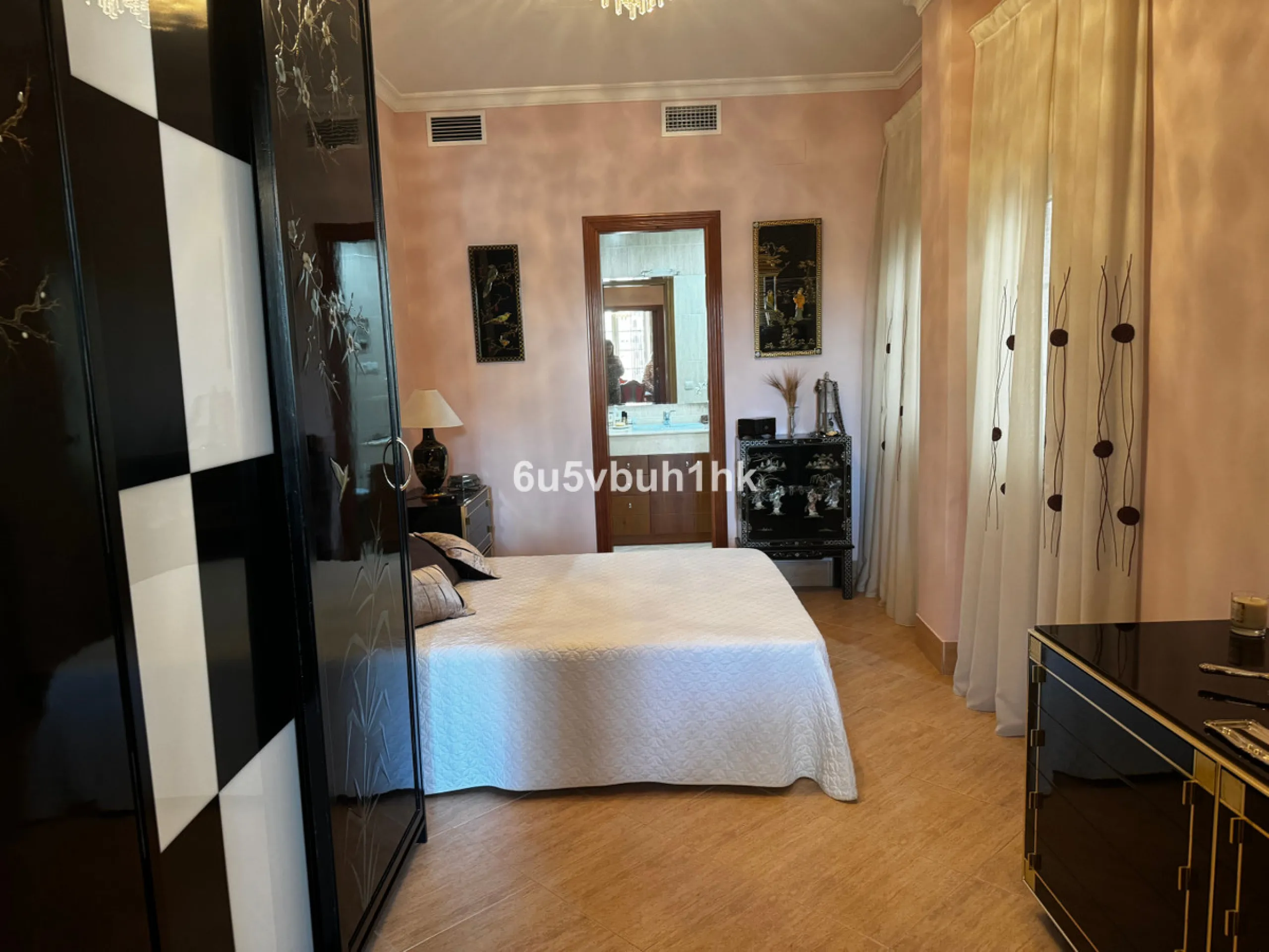 ????✨ **Exclusive Opportunity in the Heart of Málaga!** ????