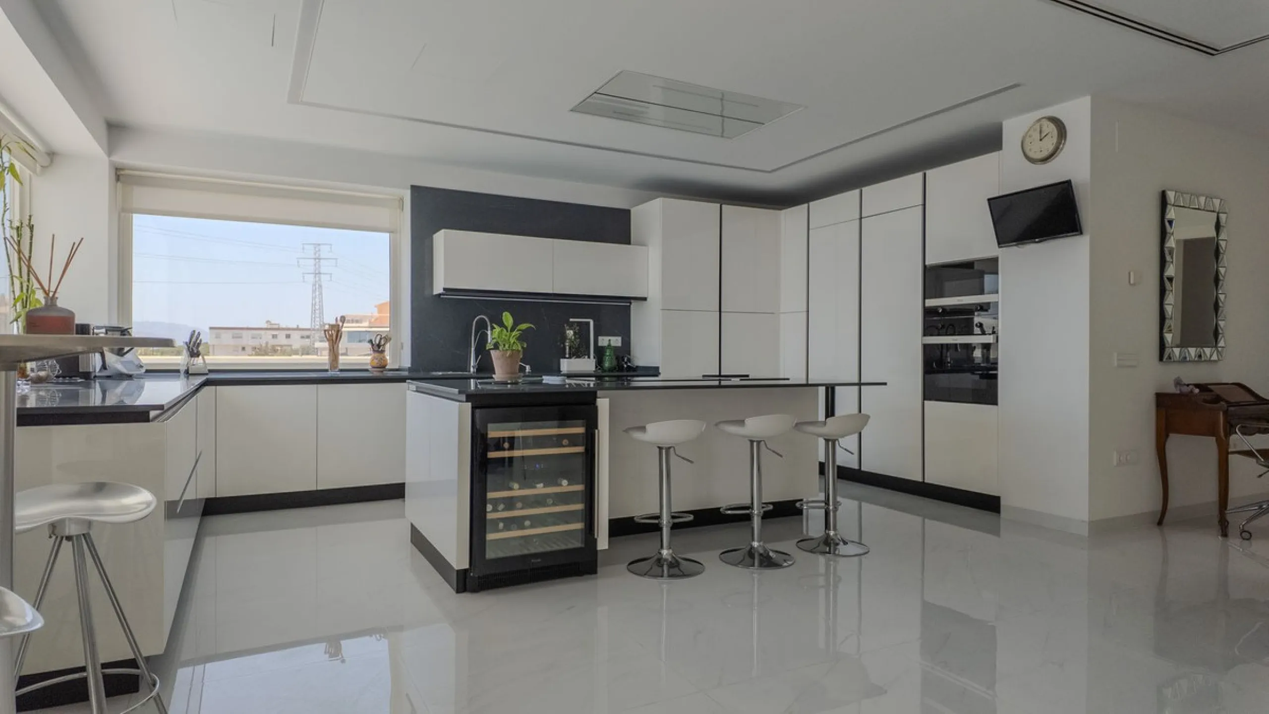 Exclusive Villa with Sea Views in Pedregalejo